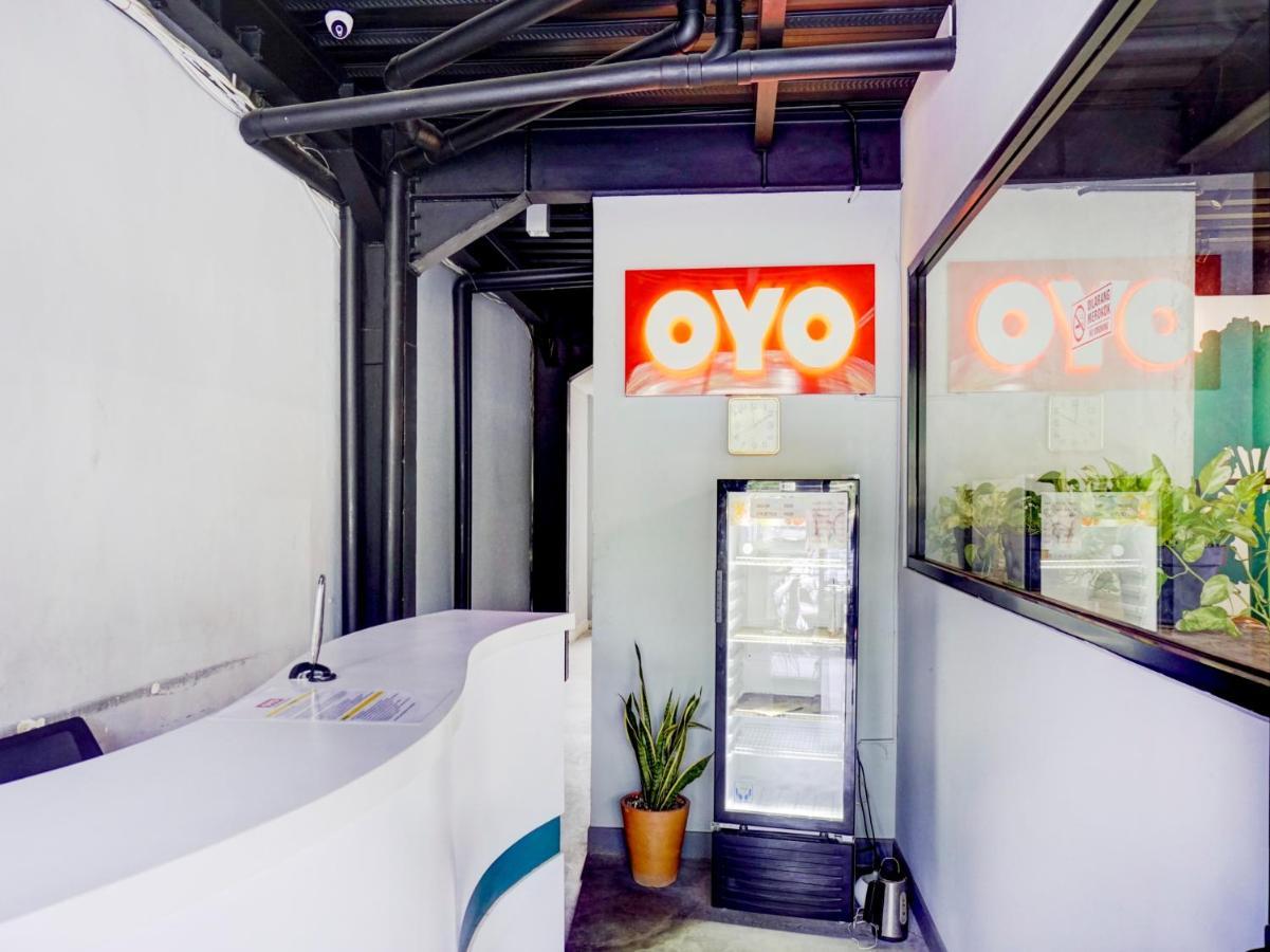 Hotel Oyo 1805 Fatmawati Mansion Syariah Dżakarta Zewnętrze zdjęcie