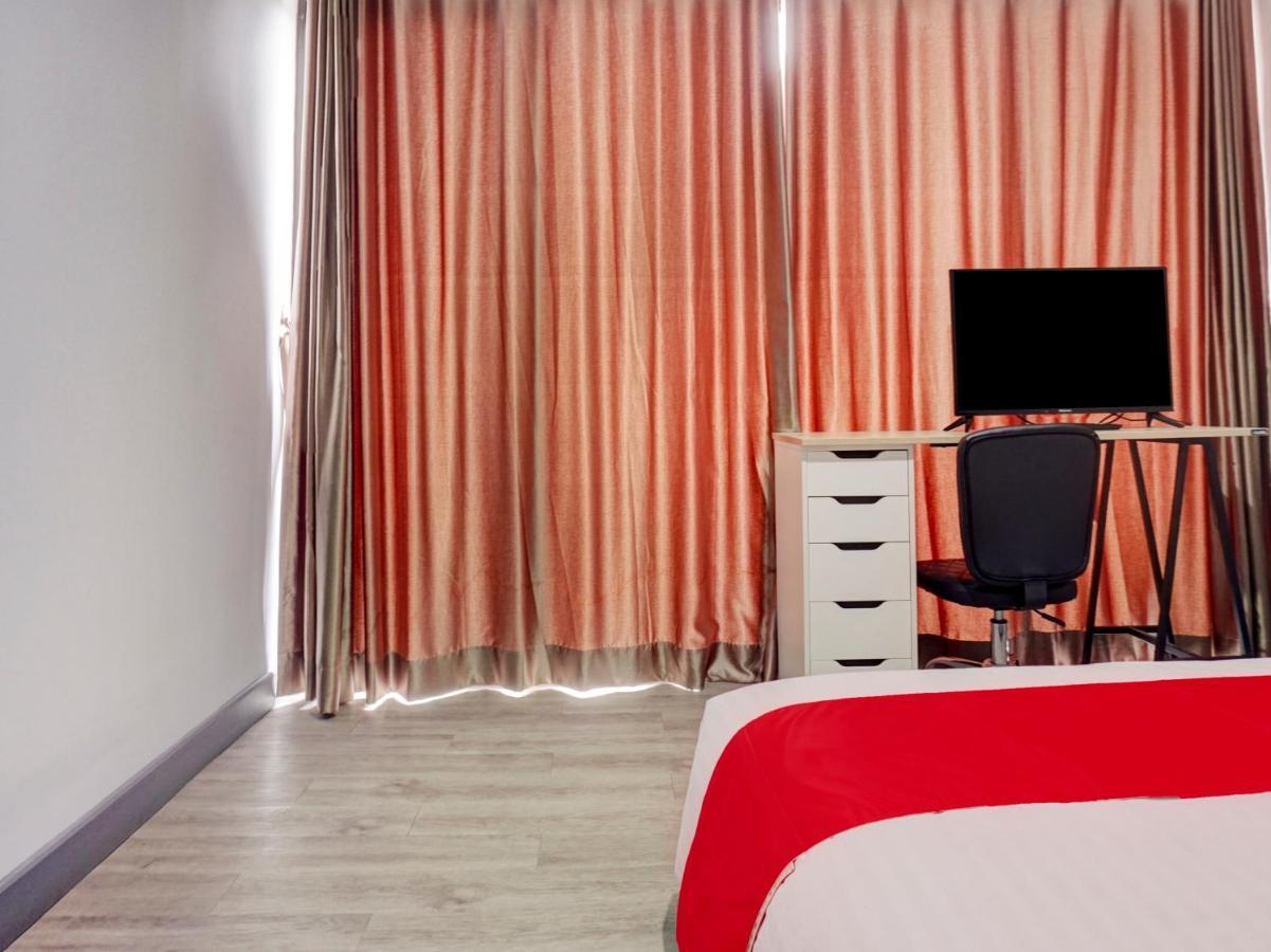 Hotel Oyo 1805 Fatmawati Mansion Syariah Dżakarta Zewnętrze zdjęcie
