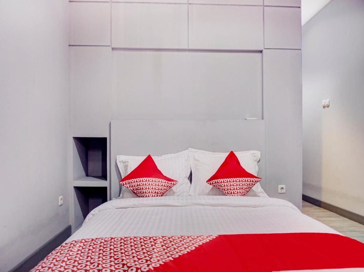 Hotel Oyo 1805 Fatmawati Mansion Syariah Dżakarta Zewnętrze zdjęcie