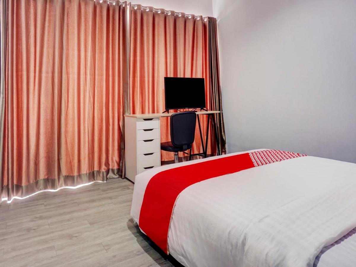 Hotel Oyo 1805 Fatmawati Mansion Syariah Dżakarta Zewnętrze zdjęcie