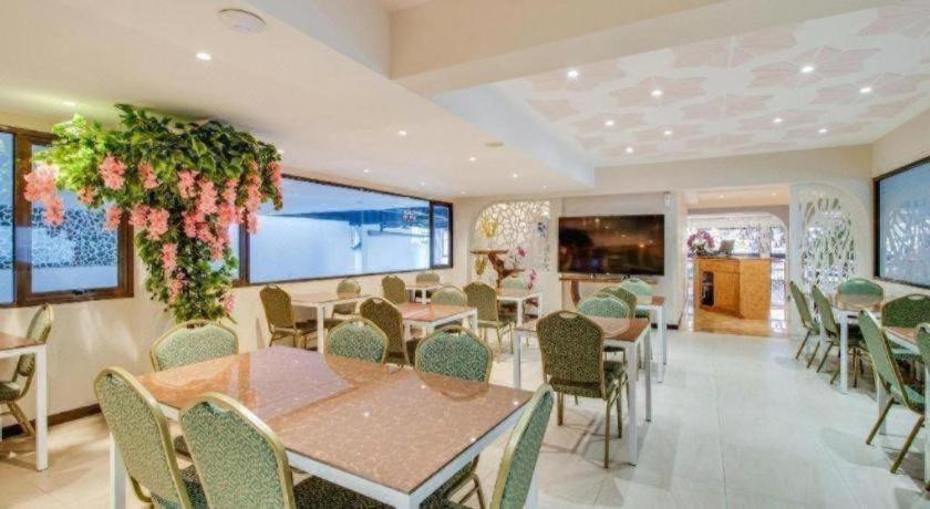 Hotel Oyo 1805 Fatmawati Mansion Syariah Dżakarta Zewnętrze zdjęcie